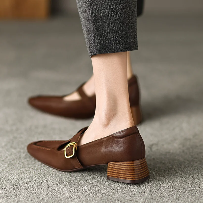 Women's Retro Leather Shoes Low-Top Comfortable Single Shoes Retro Hollowed Out Loafers Women's Low-Heeled Fashion Single Shoes