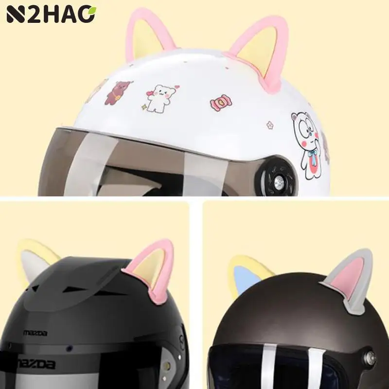 Шлем мотоциклетный с кошачьими ушками стильный аксессуар для езды на мотоцикле