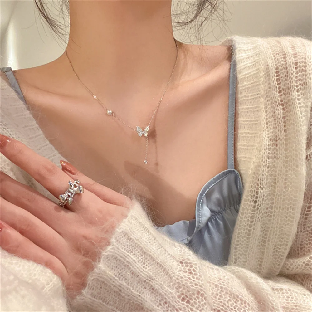 

Sweet Cute Lovely Style Butterfly Pendant Necklace Women Necklace Alloy Material Girl's Jewelry Gift Pearl Embellishment