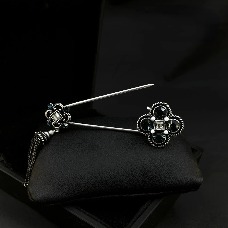 Upscale Retro Tassel Big Pin Korean Luxury Brooch Women Elegant Scarf Buckle Shawl Buckle Corsage Accessories Rhinestone Jewerly