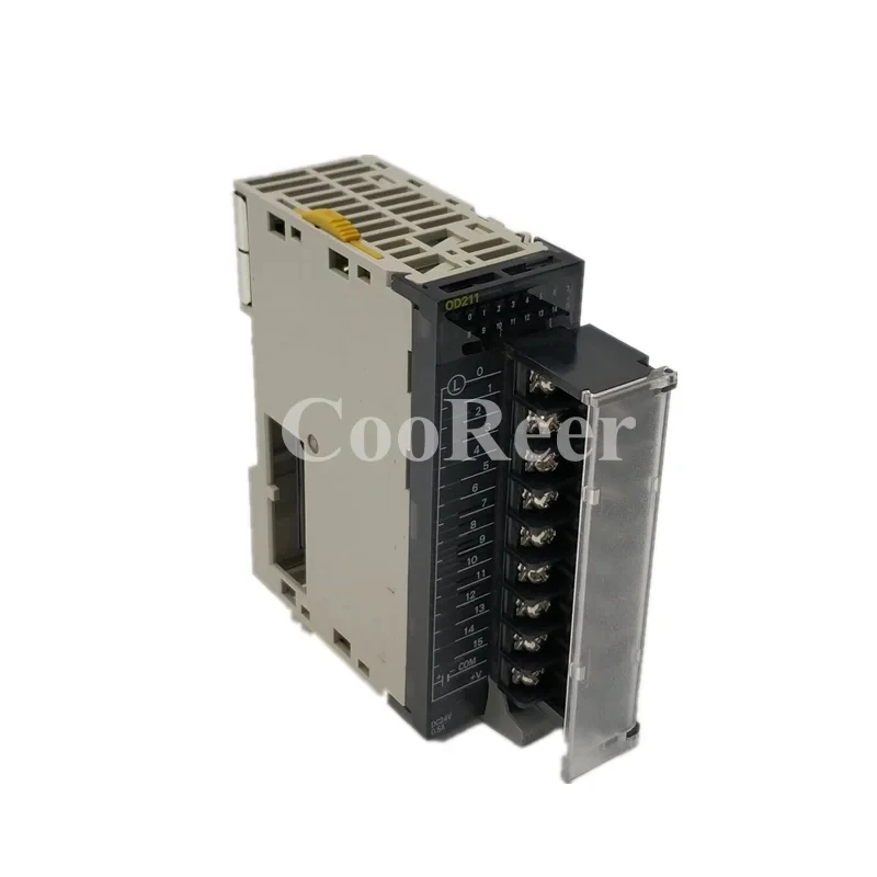 Блок вывода модуля ПЛК серии CJ1W CJ1W-OD211 CJ1W-OC211 Совершенно новый