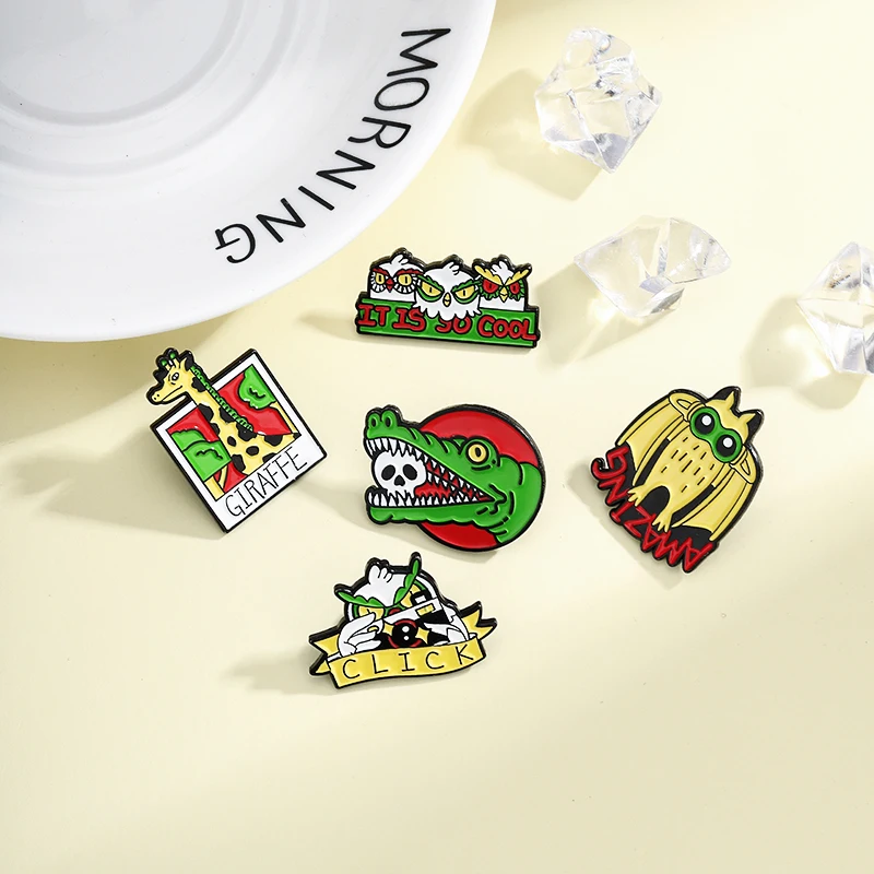 Эмалированная брошь в виде маленького животного на заказ значок лацкан сумки