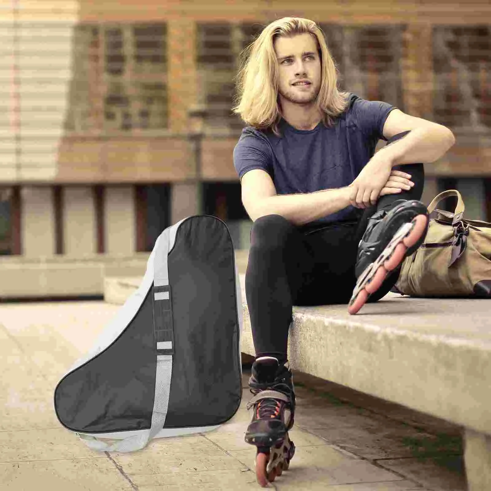 

1PC Simple Roller Skate Bag Triangle Roller Skate Handbag Tote Pouch (Black)