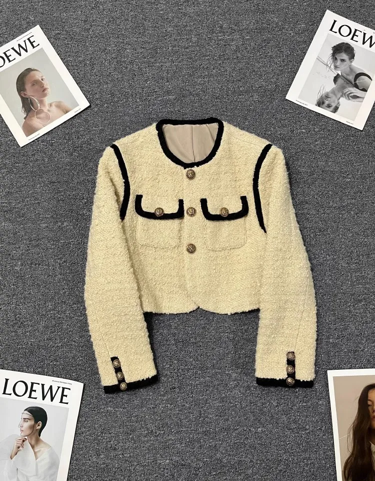 

Winter 2023 Casual O-neck Yellow Long Sleeve Short Coat Women's Jacket