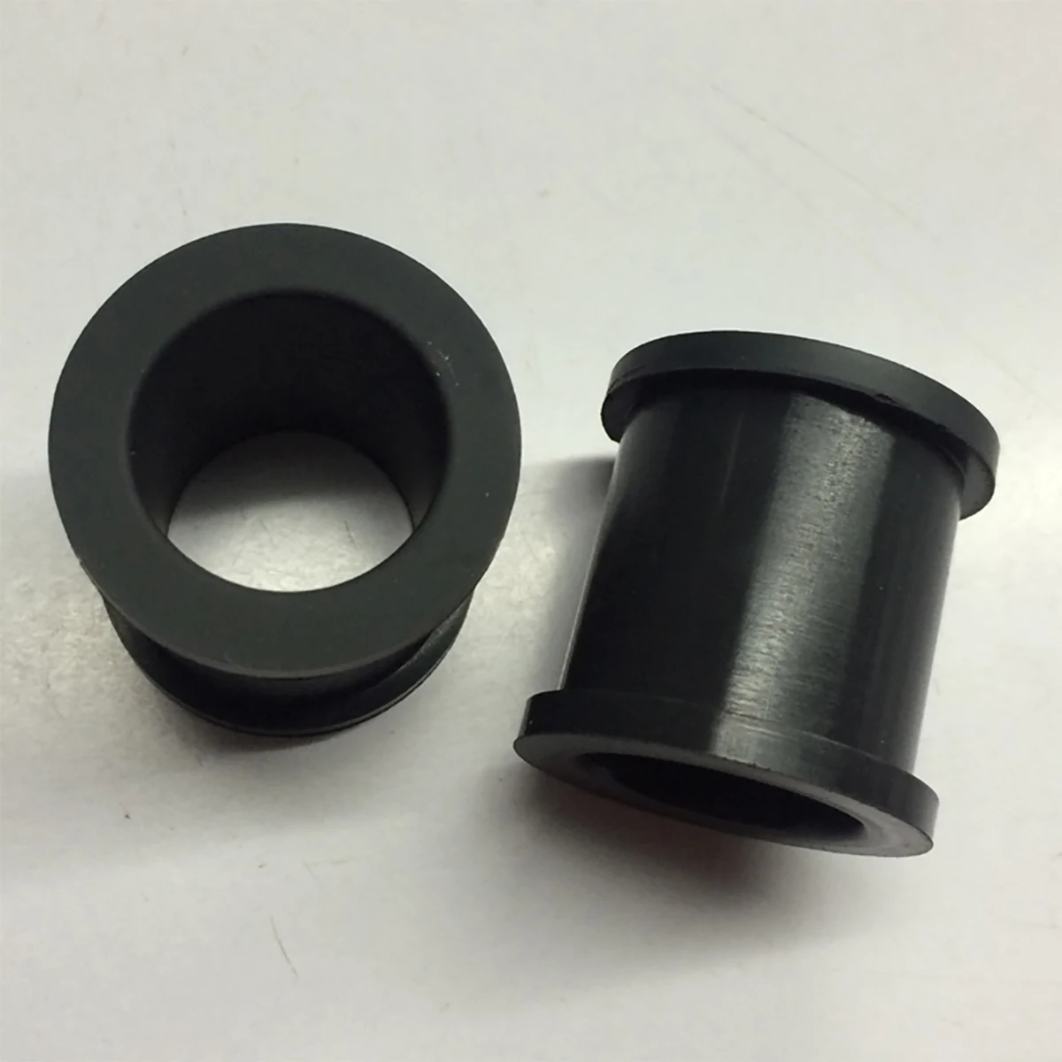 

1/2/3/5pcs 30mm Black Snap-on Type Grommet Double-sided Silicone Rubber Sheath Out Coil Rubber Protective Sleeve Sealing