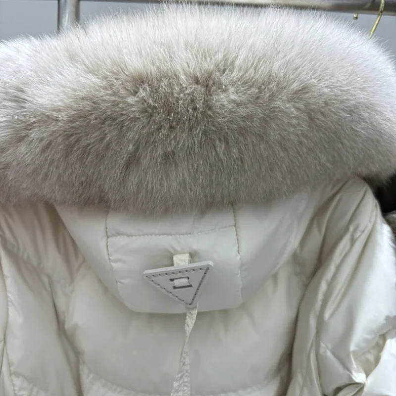 Зимнее женское пуховое пальто с капюшоном