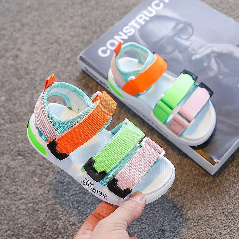 

Сандалии детские Нескользящие, мультяшный стиль, пляжная обувь, плоская подошва, модные босоножки, 2022