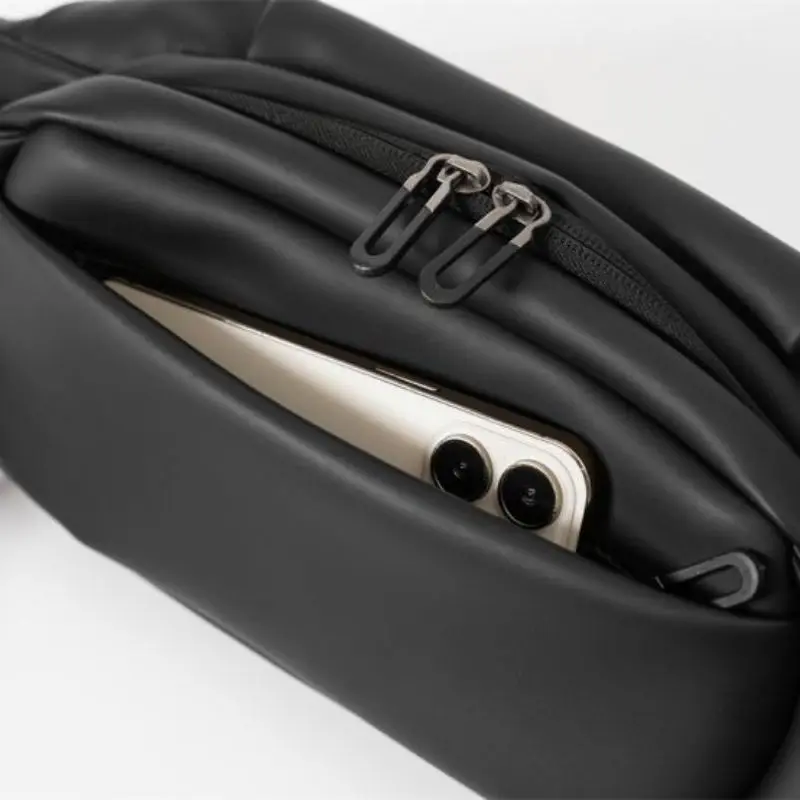 Magnetic Snap Button Fashionable Chest Bag Young Boy Chest Bag Casual Waterproof Messenger Bag Male Motorcycle Riding Waist Bag