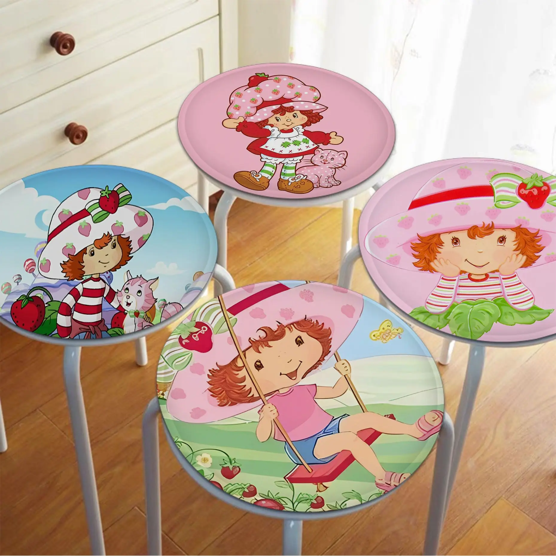 

Strawberry Shortcake Girl Simplicity Multi-Color Seat Cushion Office Dining Stool Pad Sponge Sofa Mat Non-Slip Chair Mat Pad