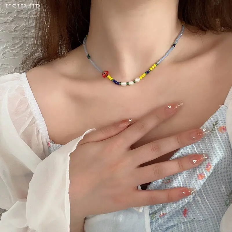 

2022 New summer vintage Crystal necklace fresh candy color beaded choker girly flower versatile clavicle chain