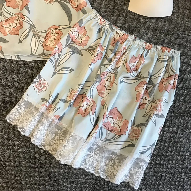 Women's Sleepwear 2 Pcs Sets Tops+Shorts Floral Printed Sexy Lace Satin Sleeveless V-neck Pyjama Sets With Pads