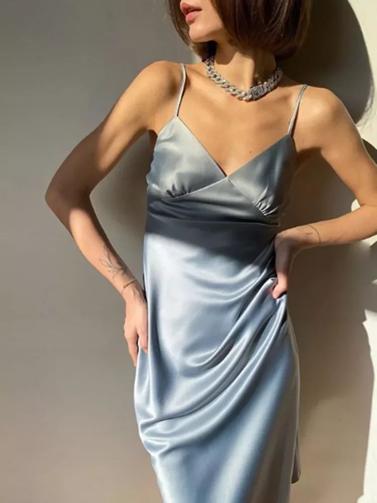 

2022 Women Satin Deep V Neck Sexy Dress Solid Straight Pajamas Party Dress Elegant Female Summer Spaghetti Strap Dress Casual