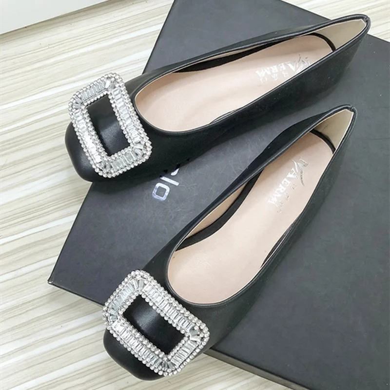 

Женские кожаные туфли без каблука, черно-белые туфли на плоской подошве с квадратным носком и большими кристаллами, без каблука, удобные слипоны, 44