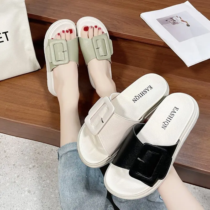 

Шлепанцы женские с круглым носком светильник на плоской подошве, летние уличные тапочки, повседневная обувь с пряжкой