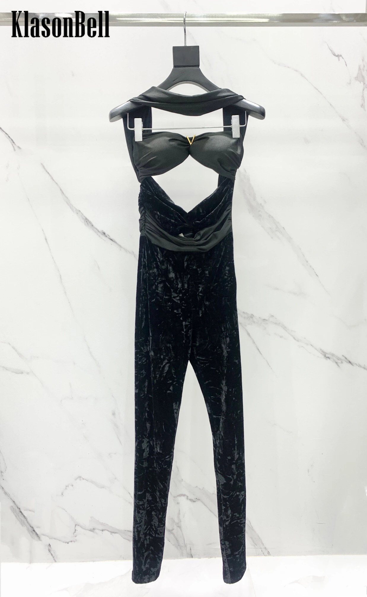 Рисунок 2 - Женский бархатный комбинезон-карандаш KlasonBell