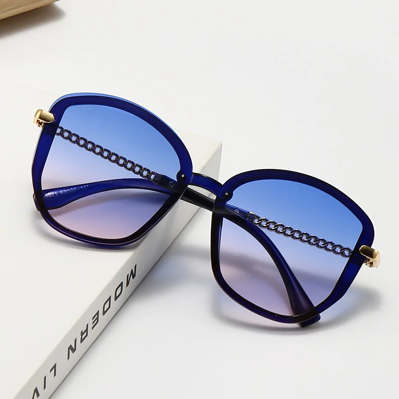 

2022 Fashion Women's Square Frame Sunglasses Polarized Brand Design Anti-ultraviolet UV400 Casual Sunglasses for Adult,Women,Men