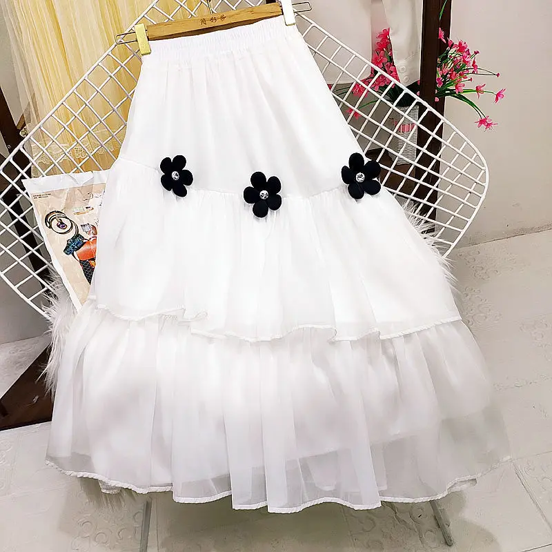 

2022 Summer High-waisted Midi Expansion Black White Organza Cake Skirt Irregular Flower Decoration big Swing A-line Skirt