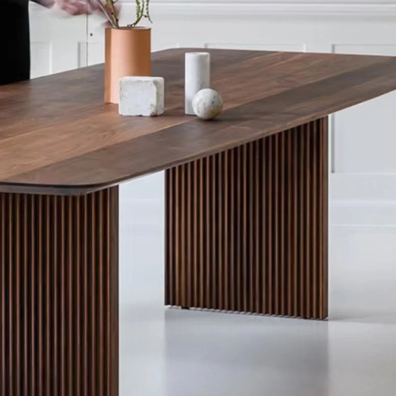 Скандинавский обеденный стол из массива дерева дизайн гостиной задний двор