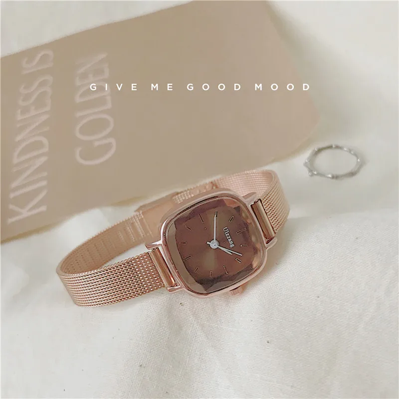 Часы женские с квадратным циферблатом роскошные маленькие водонепроницаемые со