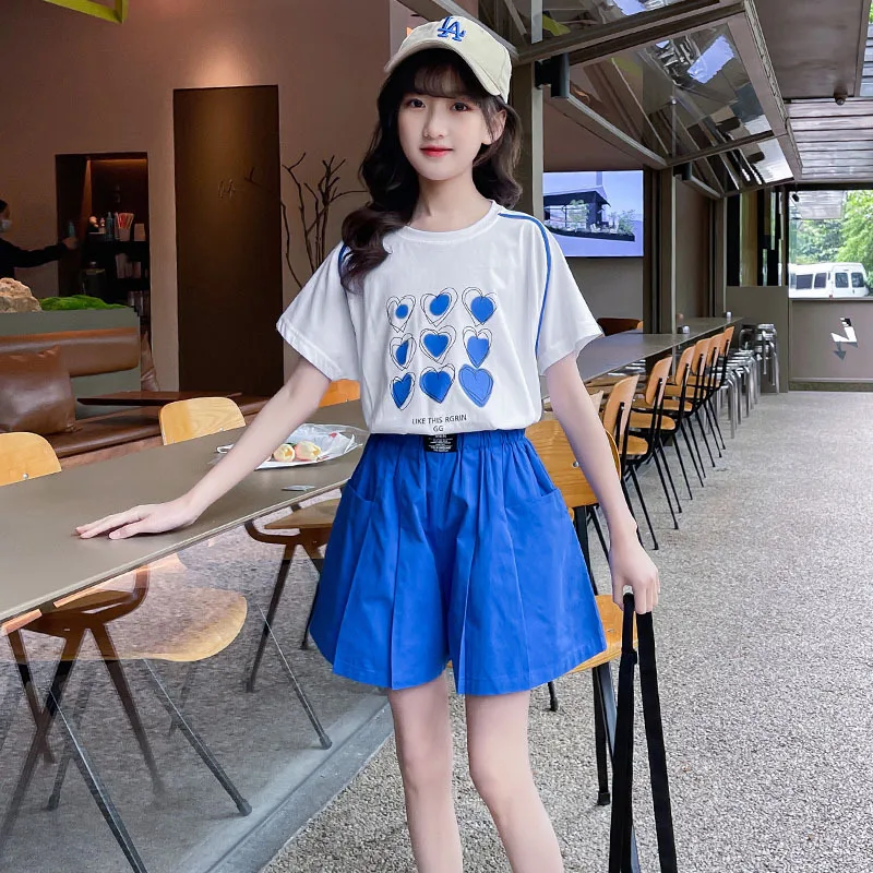 

Girls Summer Clothing Set Kids Short Sleeve Outfits 2022 New Children 2Pcs Casual Sport Suit Heart Printed Tshirt + Shorts
