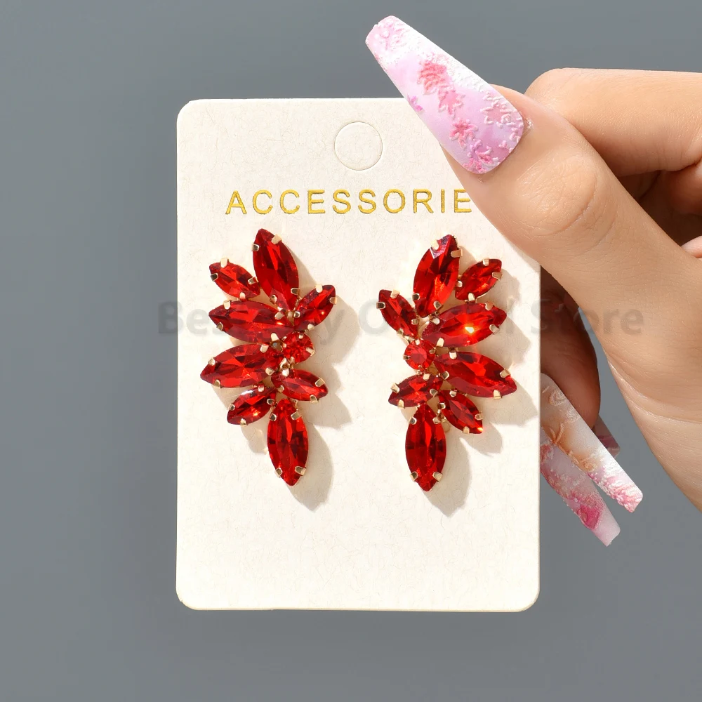 

Trendy Piercing Stud Earrings Modern Women Shiny Crystal Elegant Design Geometric Ear Jewelry Daily Life Simple Accessories Gift