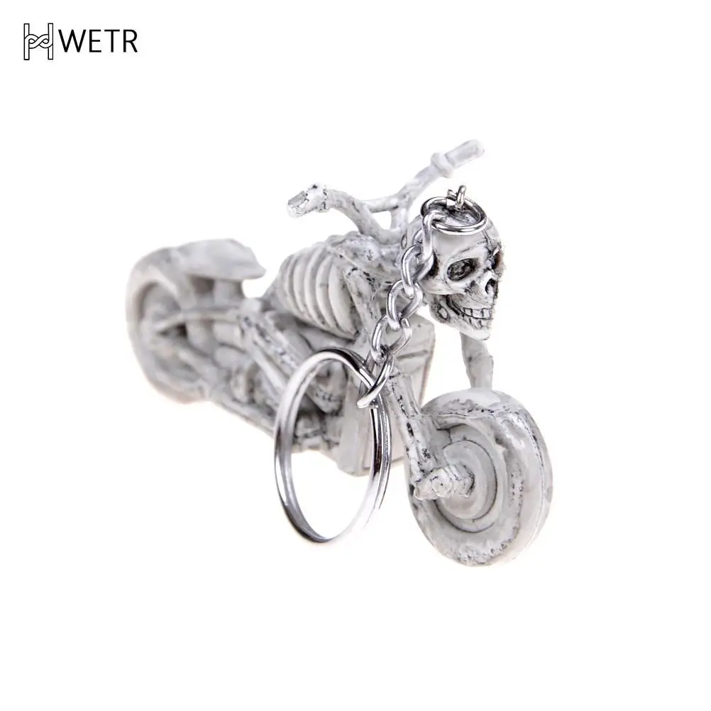 Новинка мужской брелок в виде черепа винтажный резиновый для автомобиля подарок