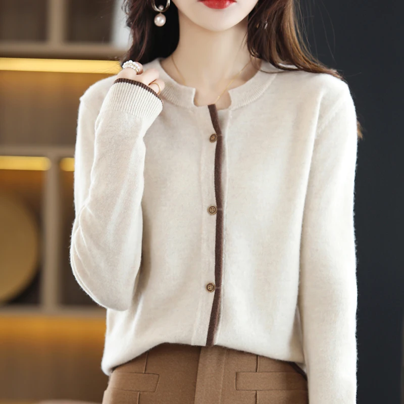 

Кардиган женский однотонный из 100% шерсти с круглым вырезом