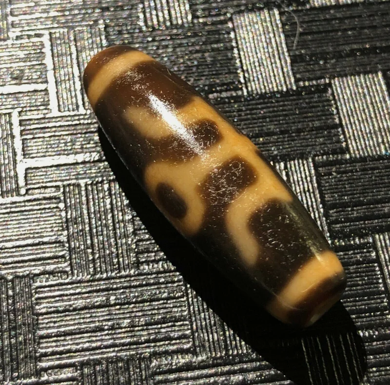 Энергетический тибетский старый агат Guiren Tairen тотем дзи бусина 11*36 мм C012