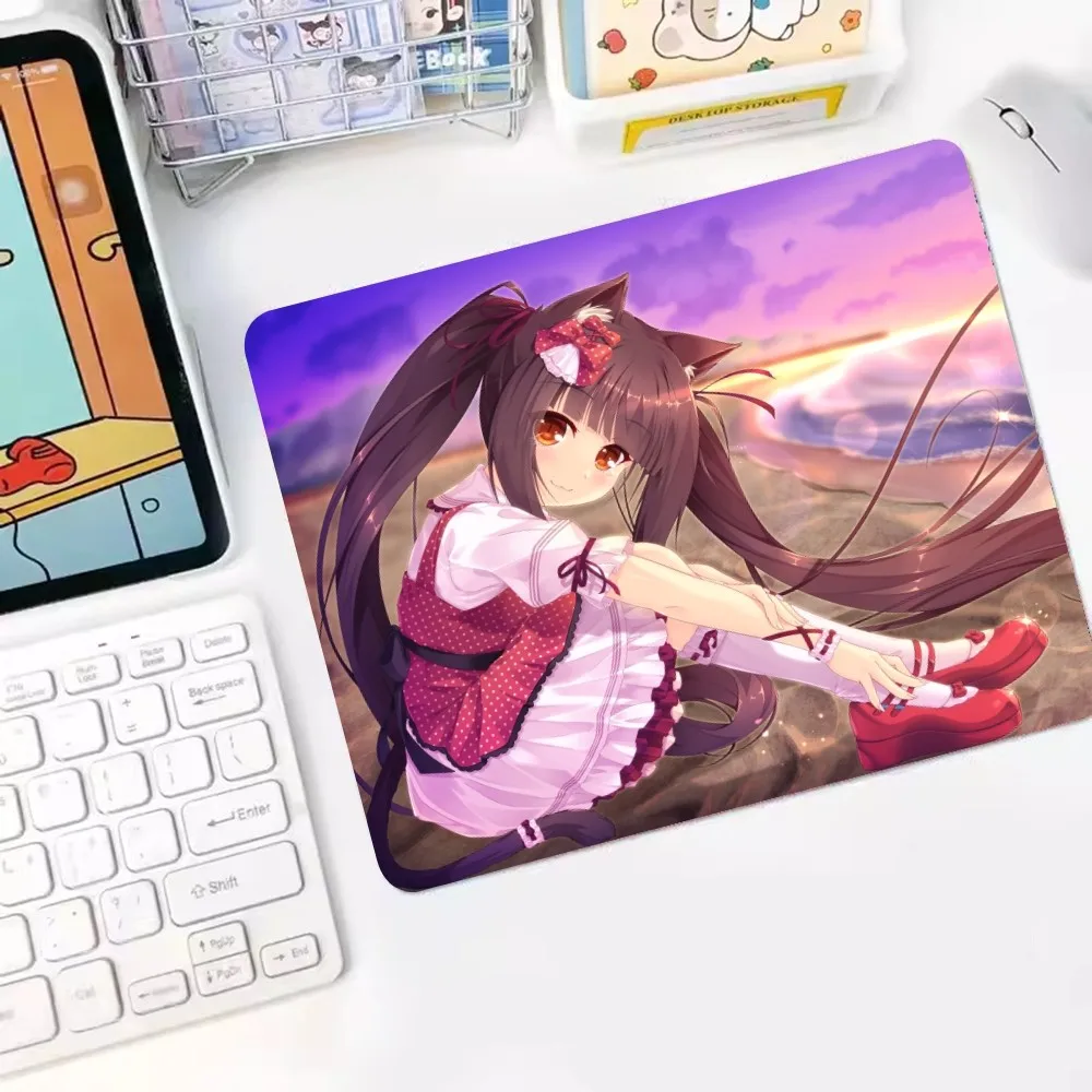 Коврик для мыши Nekopara 25x29 см маленький игровой коврик Настольный клавиатуры
