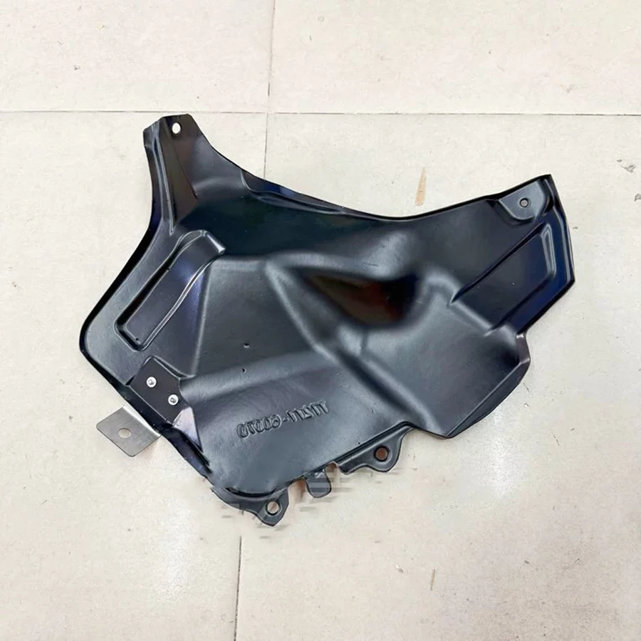Фото Защитный кожух топливного бака Wooeight 1Pc (77277-60070) для Toyota Land Cruiser 4500 4700 LC100 1998-2007 №2
