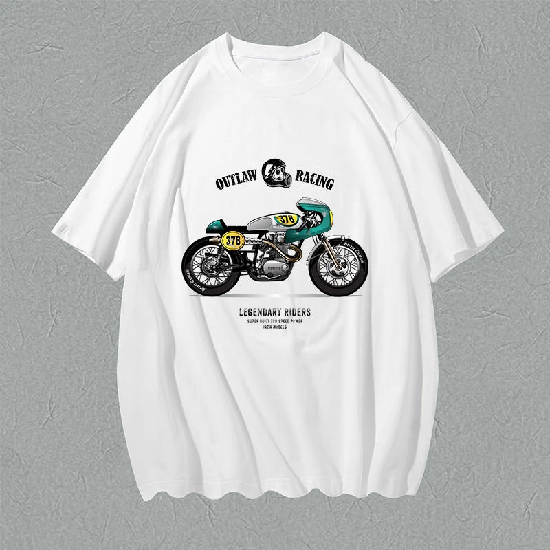 

Разноцветная футболка с надписью в этническом стиле