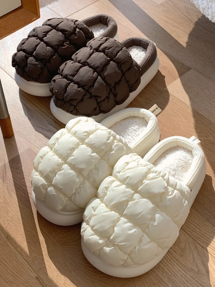 

Симпатичные хлопковые тапочки с буфами в Корейском стиле для мужчин и женщин Студенческая зимняя теплая Нескользящая домашняя обувь на толстой подошве тапочки для хлеба для женщин