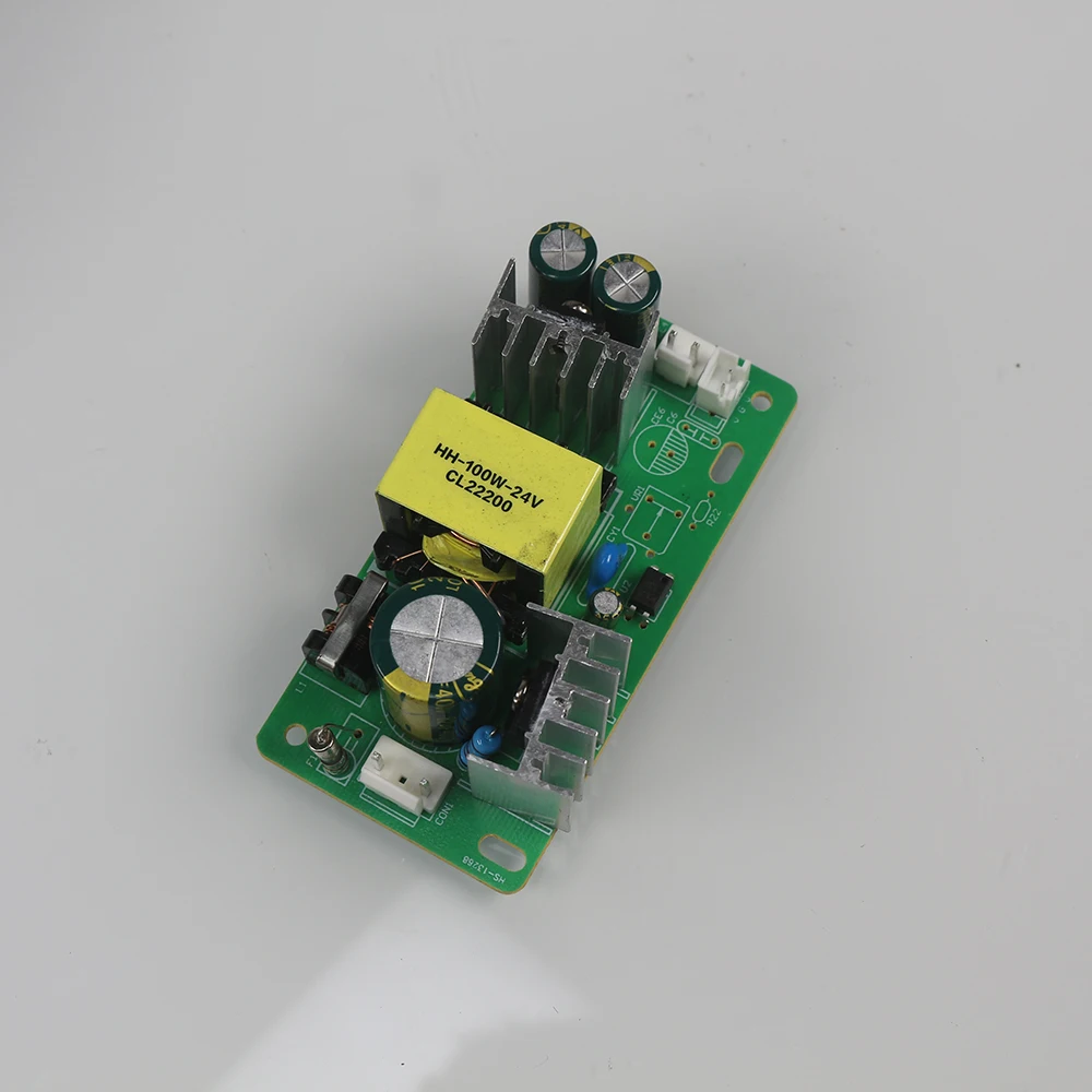 PQIVCG Сценический светодиодный светильник RGBW 4 в 1