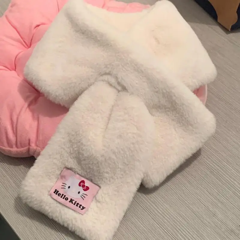 

Новинка Sanrio, мультяшный плюшевый шарф Hello Kitty, утолщенный теплый зимний шарф Kawaii, сочетание рождественских подарков для девочек