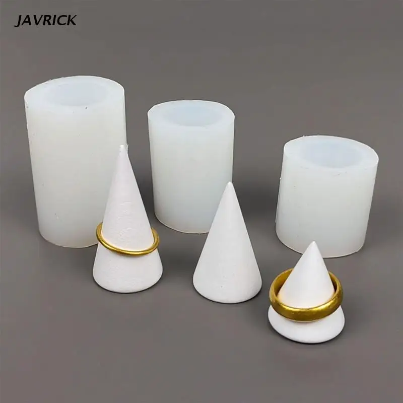 

Силиконовая форма в виде пирамиды для украшений «сделай сам»