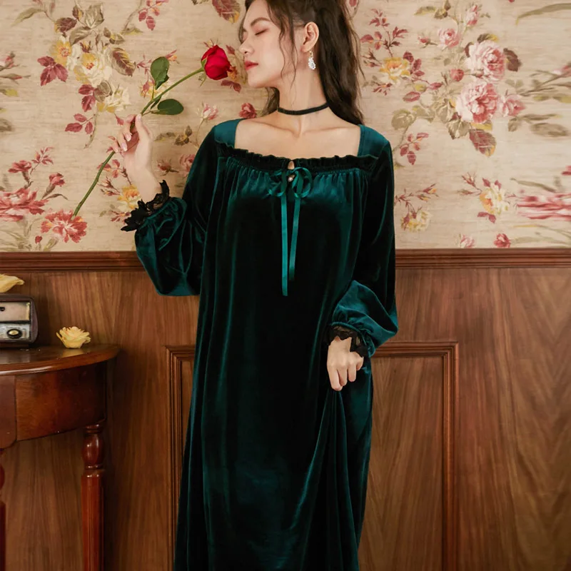 Tulin Fashion Green Velvet Nightdress Princess   Woman Sleepwear Long Women's Dresses  Winter Clothing Female Phoentin FG262