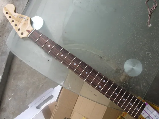 Новый гриф для гитары с большой головкой stratocaste-r из клена именем на продажу 21 лад