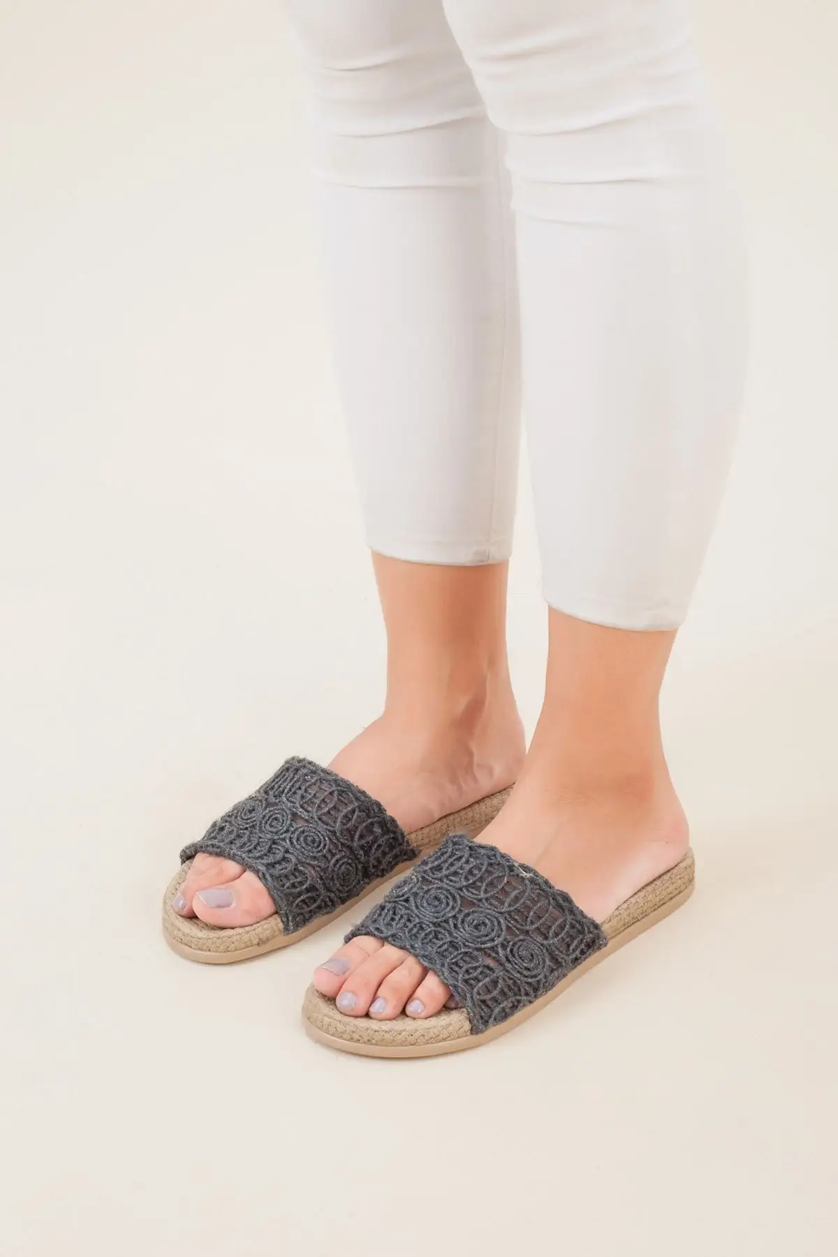 

Women's Black Mesh Slippers A212ystr0008