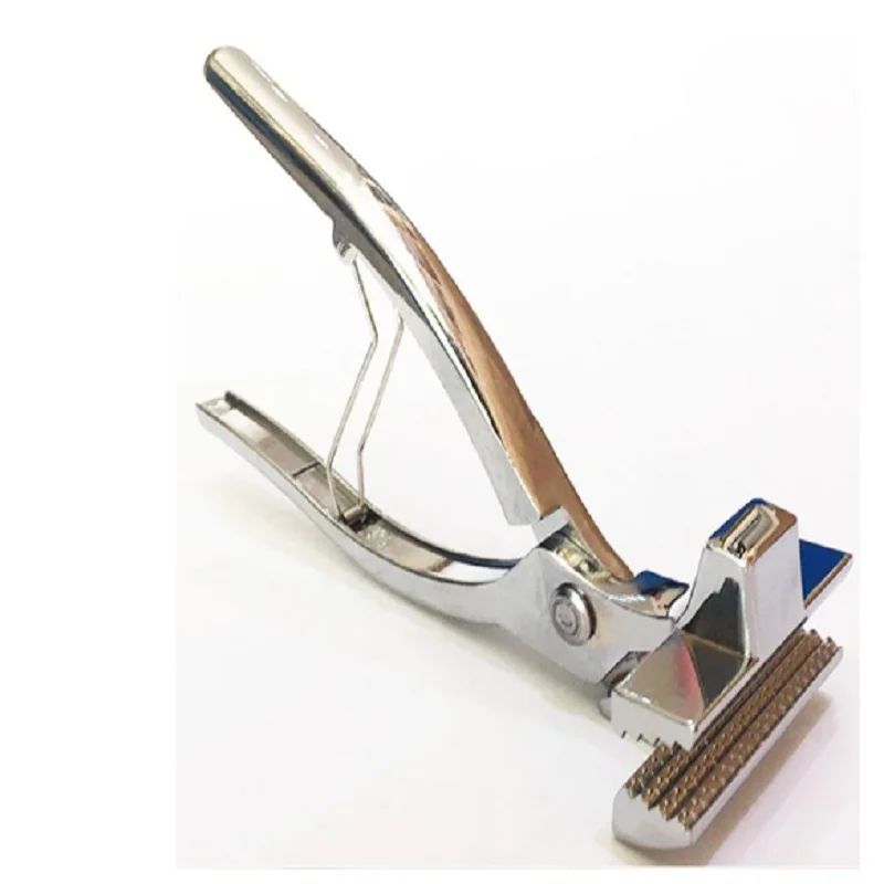 

Canvas Stretching Pliers with Spring Return Handle Anti-Corrosion and Anti-rust for stretching Canvas Oil Painting