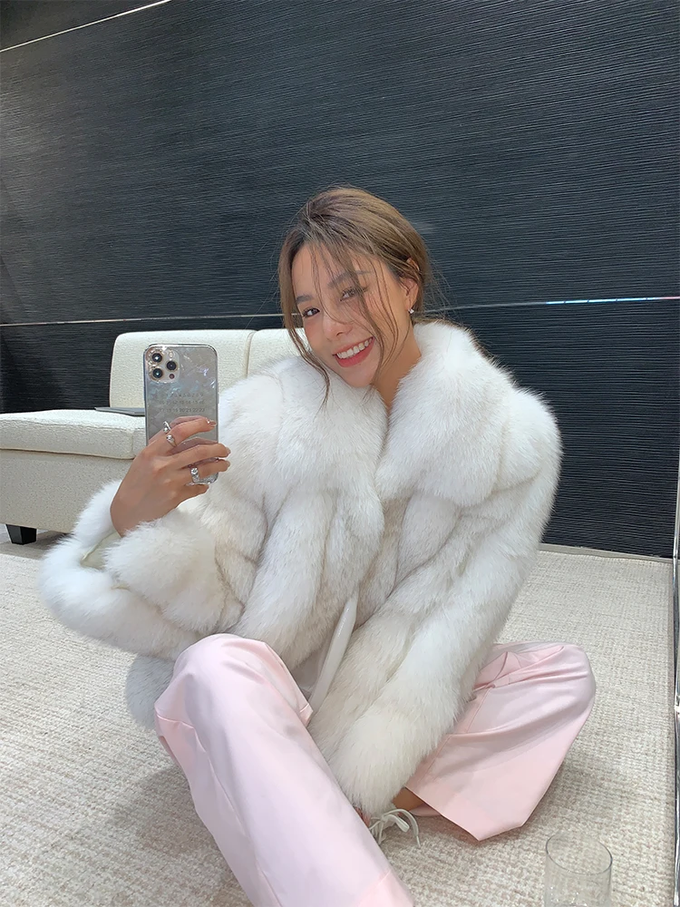

2023 new arrival women celebrities style real fox fur coat retro vintage genuine fox fur jackets AN04