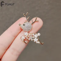 fghgf pearl diamond brooches for women elegant snowflake fashion deer elk crystal pins wedding jewelry