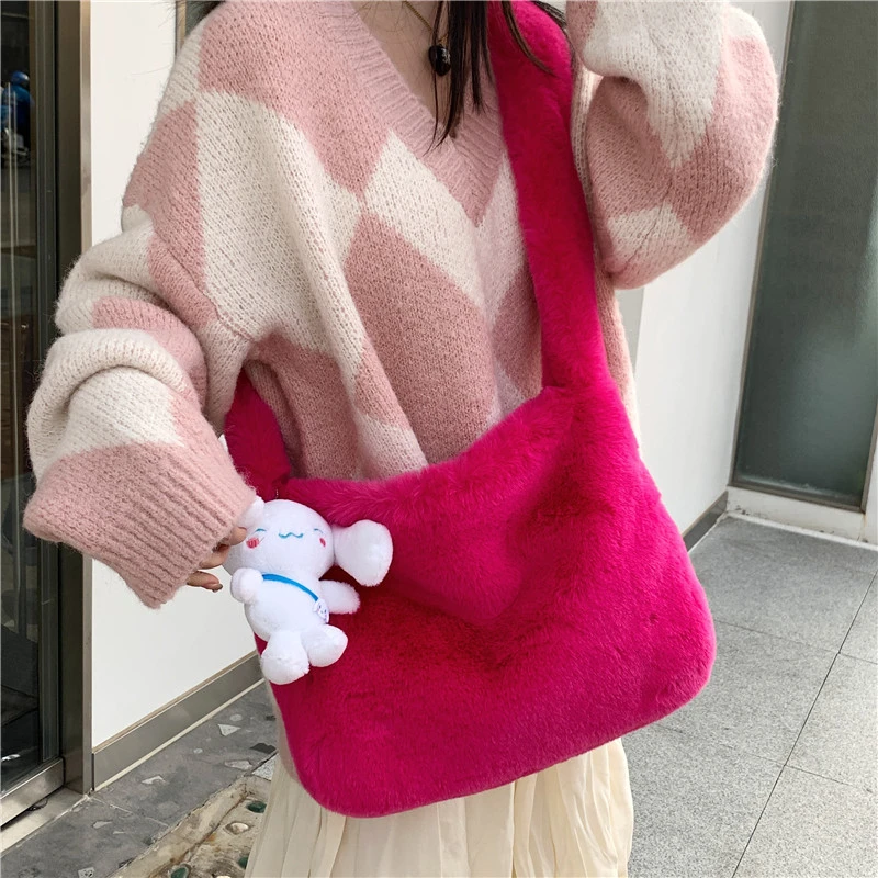 

Winter Simple Fluffy Faux Fur Messenger Bag for Women Large Capacity Soft Plush Shoulder Bag Casual Shopper Crossbody Bag 2023