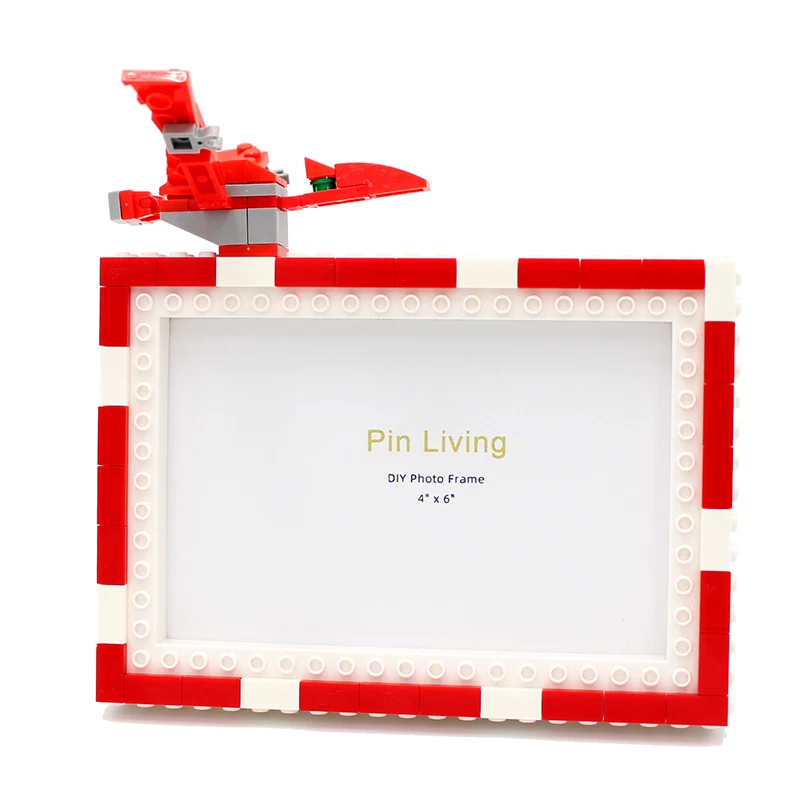 

Детский конструктор с фоторамкой в виде динозавра