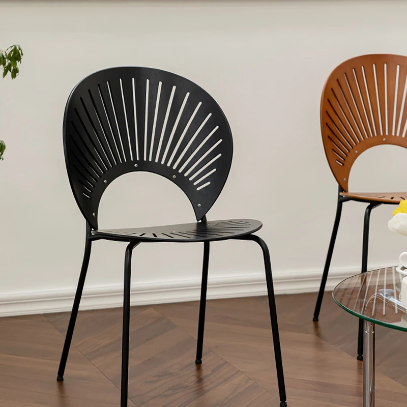 

Современный дизайнерский обеденный макияж для кухонного салона