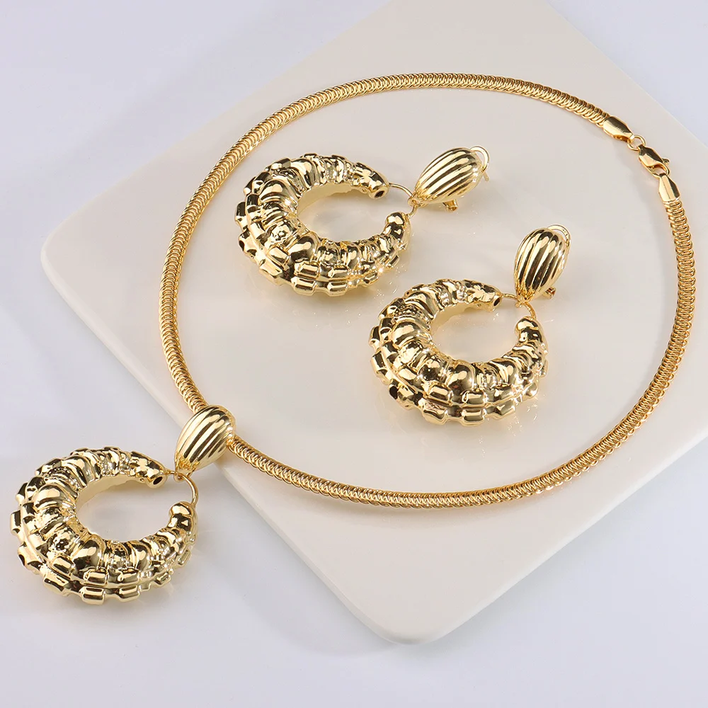 

Gold Plated African Jewelry Dubai Style Classic Necklaces Metal Elegant Hoop Earrings 2022 Trend Female Jewelry Sets Gifts