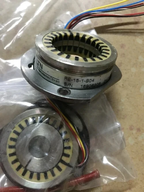 RE-15-1-B04 кодировщик в хорошем рабочем состоянии бесплатная доставка