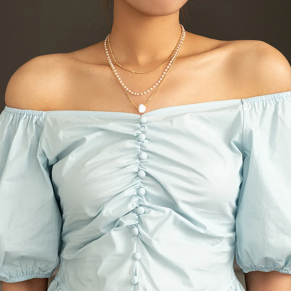 

Wholesale Fashion Niche Design Necklace For Women 2021 New Simple Short Pearl Autumn Winter Sweater Accessories