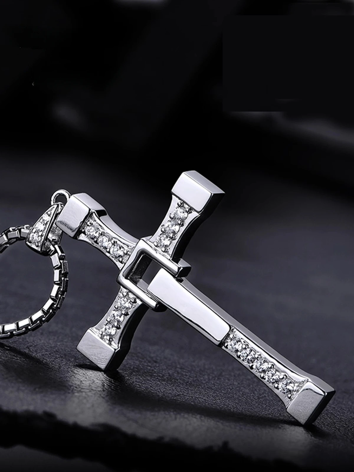 2023 Hot Selling Fast and Furious Stainless Steel Dominic Toretto Jesus Cross Necklace for Men Jewelry Chain Pendant Give Gifts