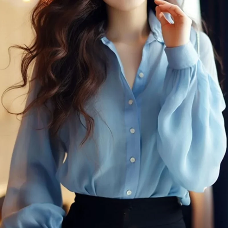 Женская однотонная блузка с рюшами однобортная приталенная длинным рукавом и