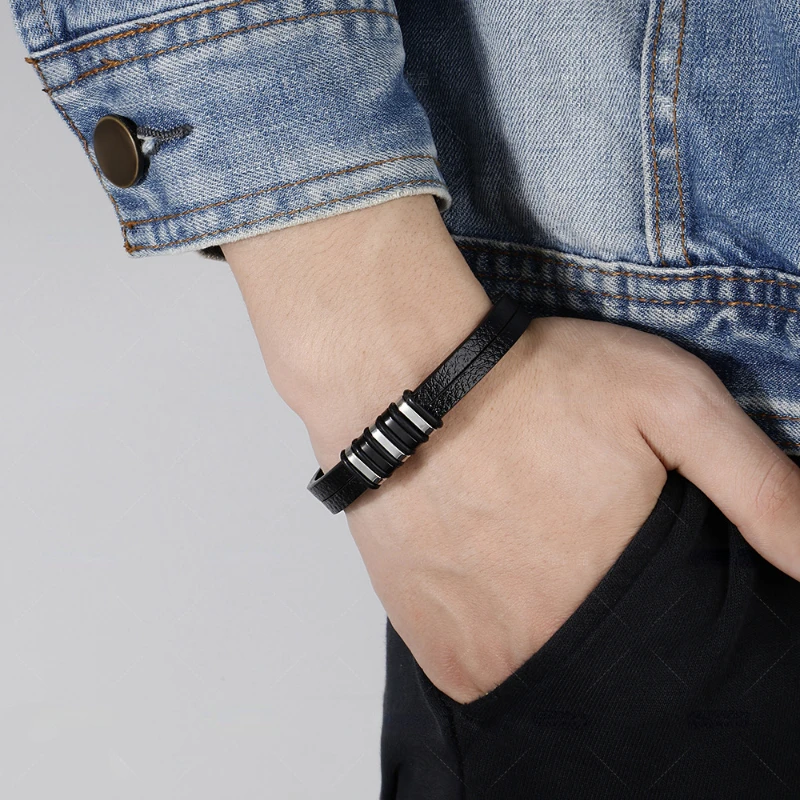 

2022 Men's Casual Trend Stainless Steel Leather Bracelet Simple Fashion Charm Leather Bracelet